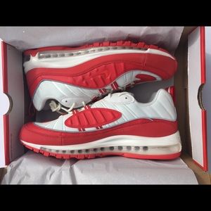 NEW NIKE AIR MAX 98 SNEAKER !Make An Offer!